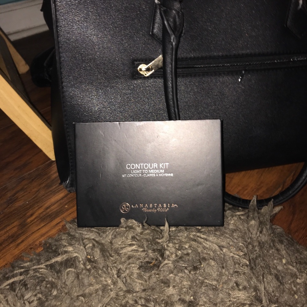 Authentic Anastasia Beverly Hills Contour Palette - Picture 1 of 8